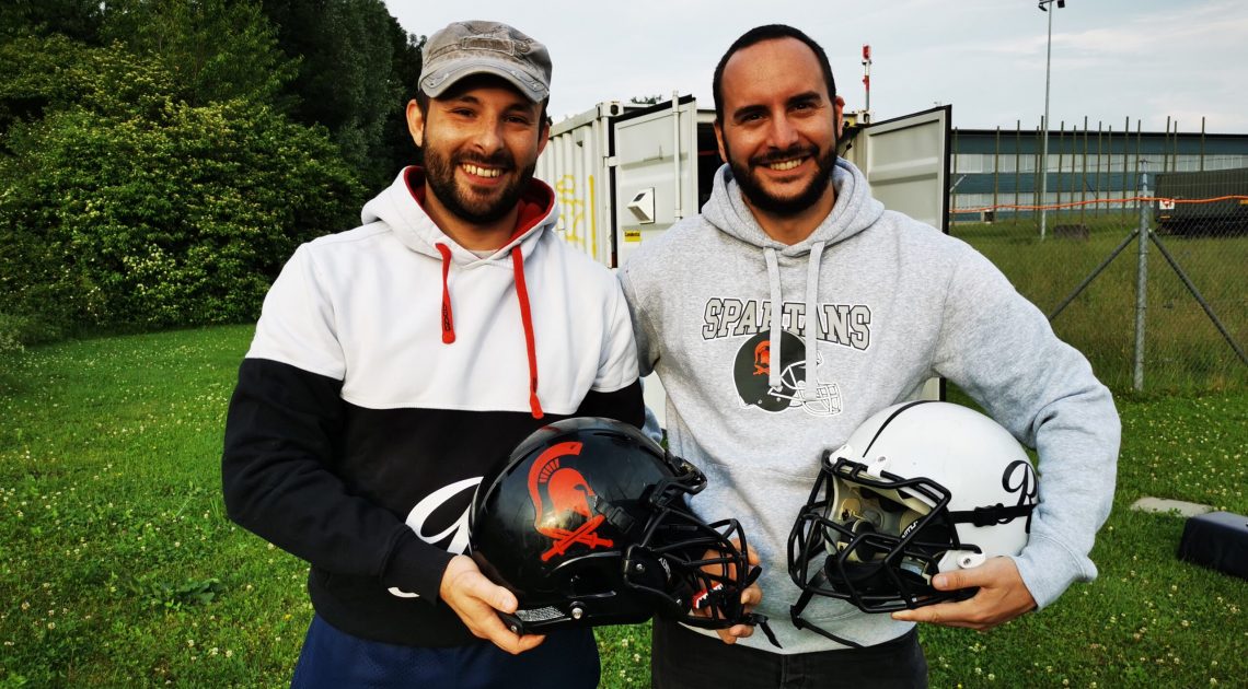 Stefano Antoni (links, Coach Rebels) und Flavio Greco (rechts, Coach Spartans)